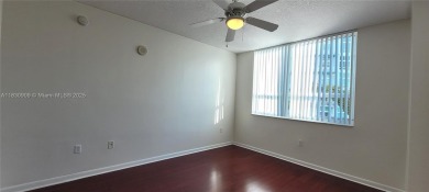 **REDUCED**Investors unit in Miami's hottest location: East