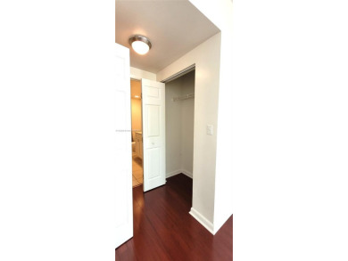 **REDUCED**Investors unit in Miami's hottest location: East