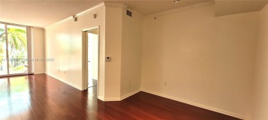 **REDUCED**Investors unit in Miami's hottest location: East