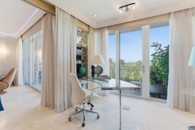 This is a very special location-at the beachfront end of Royal