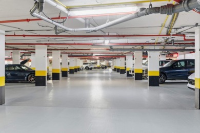 This is a very special location-at the beachfront end of Royal