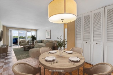 Welcome to this spacious, dog-friendly one-bedroom mid-size