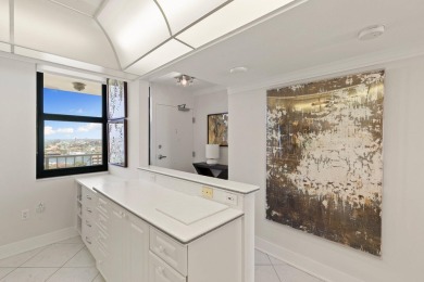 Beautiful 12th floor southern gulf, beach and pool views off the