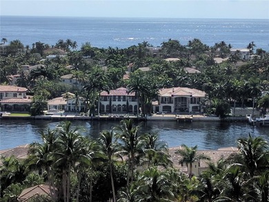 Enjoy breathtaking panoramic views of the Intracoastal Waterway