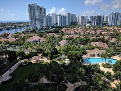 Enjoy breathtaking panoramic views of the Intracoastal Waterway