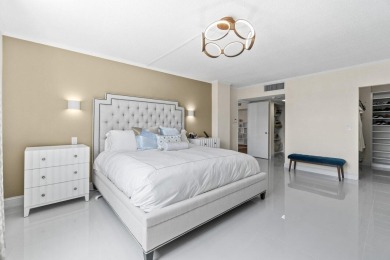 If you Dreamed of living on the Ocean, this is a great