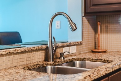 PRICE CORRECTION, SELLERS READY TO SELL!!  BEAUTIFUL SUMMERHOUSE