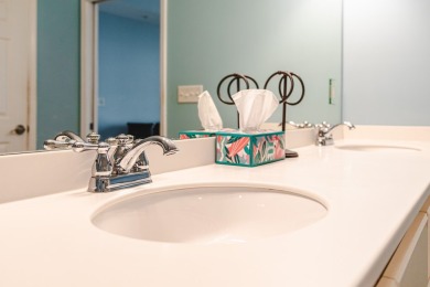 PRICE CORRECTION, SELLERS READY TO SELL!!  BEAUTIFUL SUMMERHOUSE