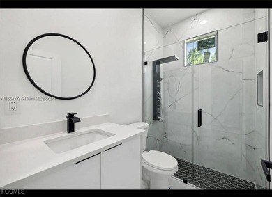 Prime Location & Stunning New Construction Home! Don't miss this