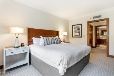 This 3 bedroom residence is connected to The Ritz-Carlton