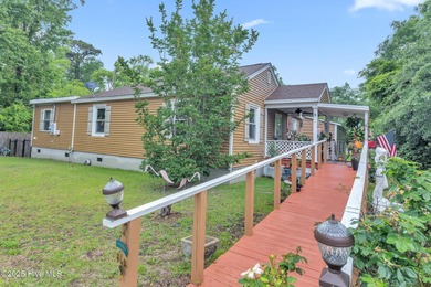 MOTIVATED SELLER **Home features an additional 12x16 room with