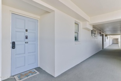 ALL ASSESSMENTS PAID! Eligible for financing! No-drive beach!