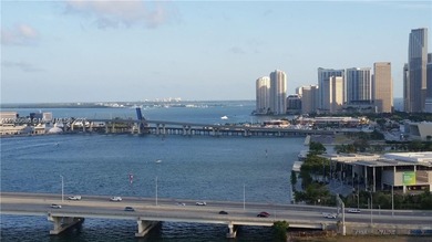 AMAZING VIEWS TO BISCAYNE BAY, CITY & OCEAN - 1 BED/ 1 BATH -