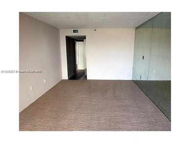 AMAZING VIEWS TO BISCAYNE BAY, CITY & OCEAN - 1 BED/ 1 BATH -