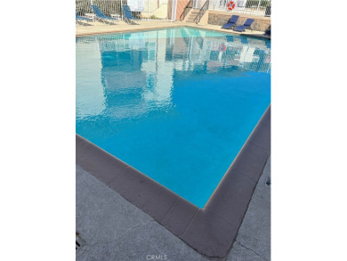 Lovely! Open hse sun. 12/14 1-4 (Welcome- VA & Conventional)!