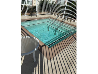 Lovely! Open hse sun. 12/14 1-4 (Welcome- VA & Conventional)!