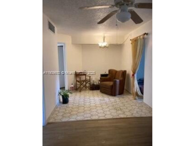 Condominium 1st floor .   Spacious 2 bedroom 2 bath split design