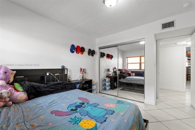 Beautiful 3-bedroom, 2-bathroom apartment featuring spacious and