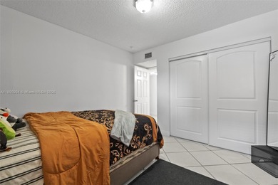 Beautiful 3-bedroom, 2-bathroom apartment featuring spacious and