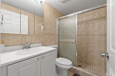 Beautiful 3-bedroom, 2-bathroom apartment featuring spacious and