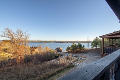 Beautiful home located on Pickwick Lake in a beautiful