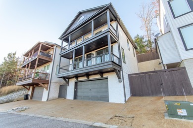 Beautiful home located on Pickwick Lake in a beautiful