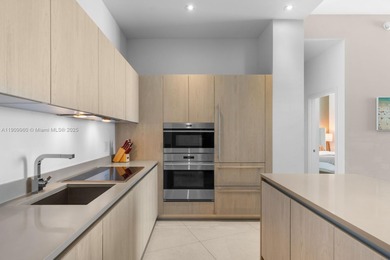 Stunning spacious fully furnished unit at Hyde Residences with