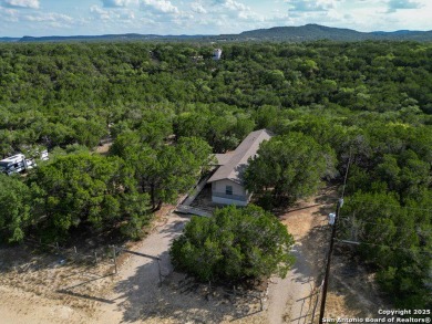 Renovated Hill Country home on 3 lots backing to a greenbelt