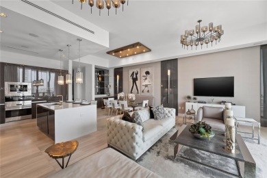 Spectacular Penthouse with incredibly views of the bay and