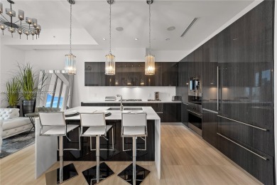 Spectacular Penthouse with incredibly views of the bay and