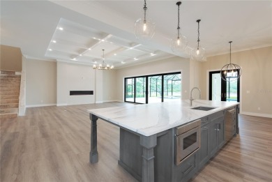 One or more photo(s) has been virtually staged. Price