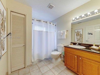 Don't miss out on this 3BED/2BATH Amazing Income generator