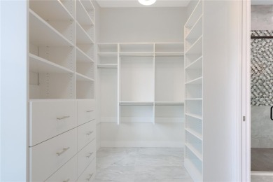 One or more photo(s) has been virtually staged. Price