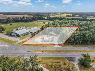 A turnkey business on the very high visibility corner of US 19