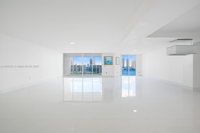 Beautiful 3 Bedroom Available for sale at Peninsula 1