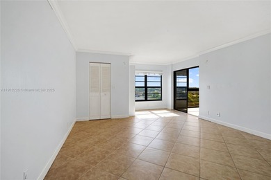 Corner Unit in Cypress Bend - Pompano Beach 2 bed, 2 bath condo
