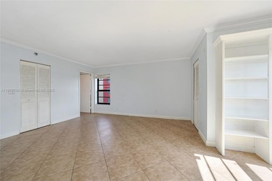 Corner Unit in Cypress Bend - Pompano Beach 2 bed, 2 bath condo