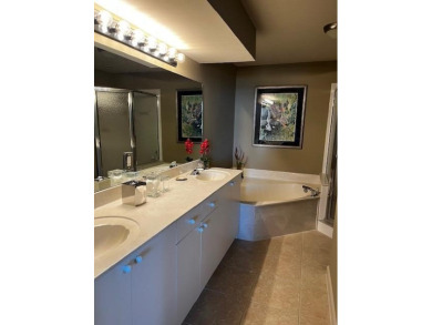 Breathtaking views of Barfield Bay, Marco's skyline and dazzling