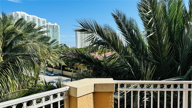 BEAUTIFUL CONDO IN THE HEART OF AVENTURA, NEW FLOOR, NEW