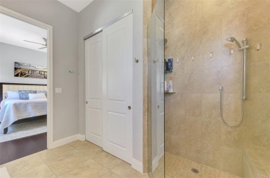 Priced to sell! BRING OFFERS! BEST CONDO AND SELLER MOVIATED!