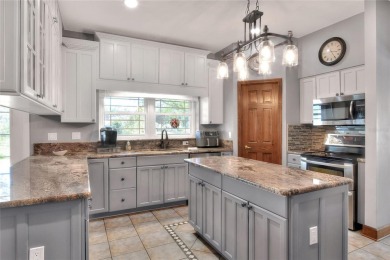 STUNNING & Spacious Retreat on 2.62 Acres!
Step into this