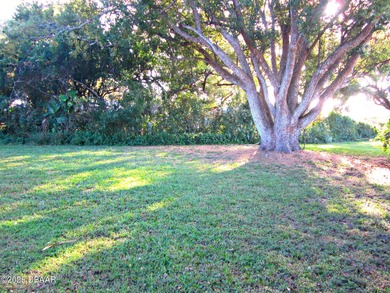 Well-priced home in desireable Laurelwood Estates - A charming