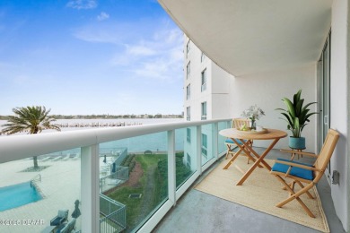 Welcome to resort-style living in this elegant 2-bedroom