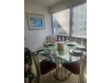 Beautiful and spacious updated 1 bedroom 1 1/2 bath  condo in a