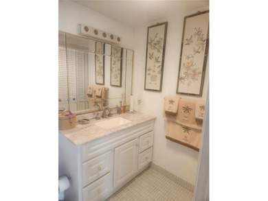 Beautiful and spacious updated 1 bedroom 1 1/2 bath  condo in a