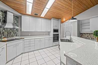 Under contract-accepting backup offers. Park Avenue