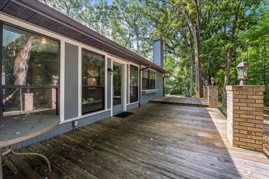 Under contract-accepting backup offers. Park Avenue