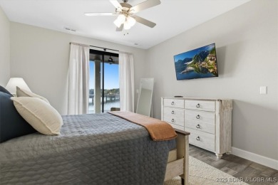 Enjoy panoramic main channel views from this sleek, modern