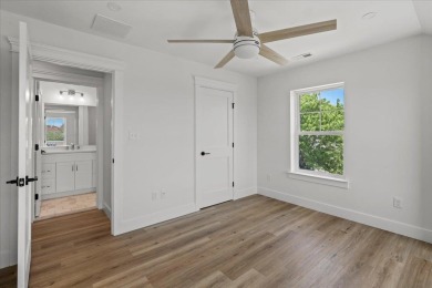 Welcome to your new beach home in Wildwood Crest. This stunning