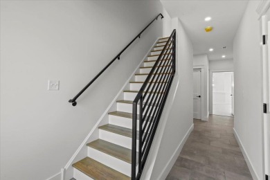 Welcome to your new beach home in Wildwood Crest. This stunning